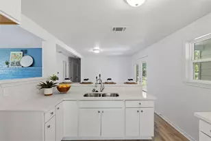 1916 Vinewood Dr, Bryan, TX 77802 - Photo 16