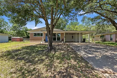 1916 Vinewood Drive, Bryan, TX 77802 - Photo 1