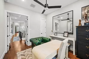 816 E 38th St, Houston, TX 77022 - Photo 18