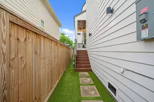 816 E 38th St, Houston, TX 77022 - Photo 32