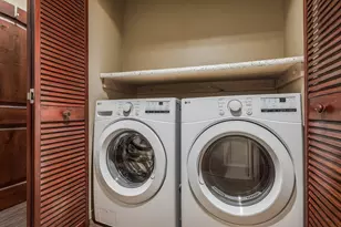 246 Litchfield Ln, Houston, TX 77024 - Photo 16