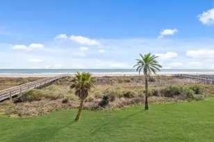 19023 Kahala Dr E, Galveston, TX 77554 - Photo 38