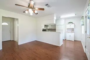 129 Cannon St, Clute, TX 77531 - Photo 8