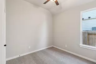 1129 Lilly Ln, Bellville, TX 77418 - Photo 12