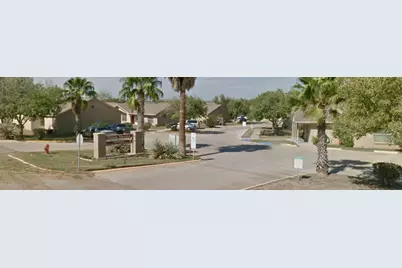 404 Medina, Cotulla, TX 78014 - Photo 4