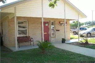 404 Medina, Cotulla, TX 78014 - Photo 2