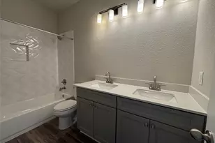 423 Calumet, Palacios, TX 77465 - Photo 8