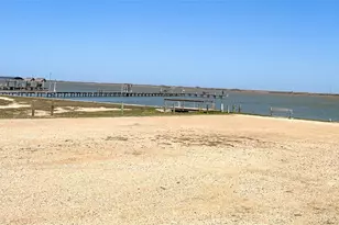 423 Calumet, Palacios, TX 77465 - Photo 32