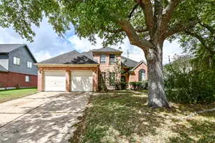 4306 W Thunderwood Cir, Fresno, TX 77545 - Photo 1