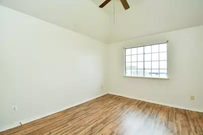 4306 W Thunderwood Circle, Fresno, TX 77545 - Photo 16