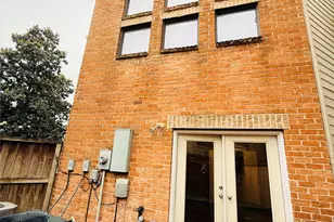 9813 Cynthia Ann Ct, Houston, TX 77025 - Photo 32