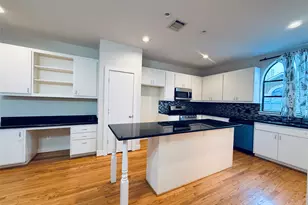 9813 Cynthia Ann Ct, Houston, TX 77025 - Photo 14