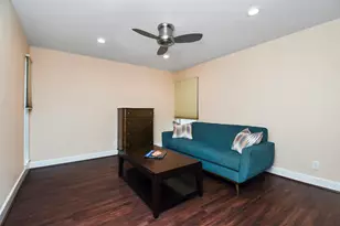 6401 Bayou Glen Rd, Houston, TX 77057 - Photo 16