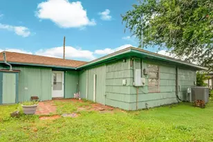 811 W 7th St, Freeport, TX 77541 - Photo 30