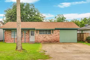 811 W 7th St, Freeport, TX 77541 - Photo 28