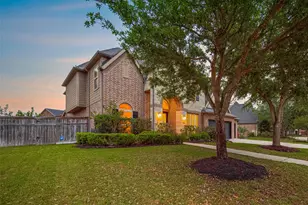 27554 Kingsland Pl Ln, Fulshear, TX 77441 - Photo 40