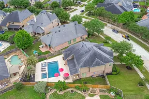 27554 Kingsland Pl Ln, Fulshear, TX 77441 - Photo 48