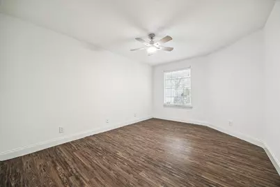 9700 Leawood Boulevard #1214, Houston, TX 77099 - Photo 16