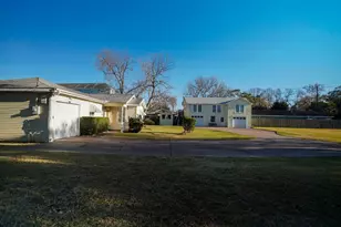 3635 Bayshore Dr, Bacliff, TX 77518 - Photo 6