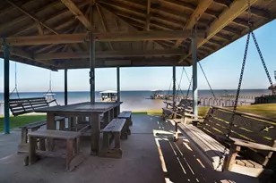 3635 Bayshore Dr, Bacliff, TX 77518 - Photo 34