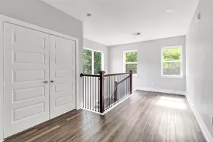 729 Magnolia Point Dr, Houston, TX 77336 - Photo 20