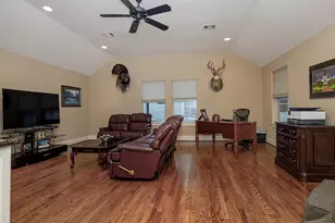 1215 W Bell St, Houston, TX 77019 - Photo 24