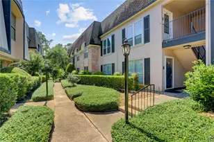 1807 Stoney Brook Dr, Houston, TX 77063 - Photo 2