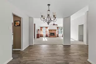 11270 Summit Dr, Conroe, TX 77303 - Photo 14