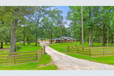 11270 Summit Drive, Conroe, TX 77303 - Photo 1