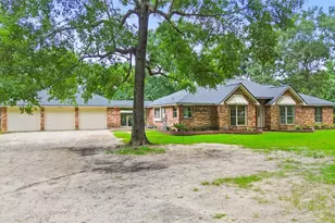11270 Summit Dr, Conroe, TX 77303 - Photo 2