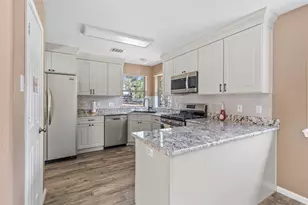 11270 Summit Dr, Conroe, TX 77303 - Photo 10