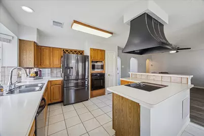 14418 Sycamore Lake Rd Road, Houston, TX 77062 - Photo 10