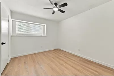 8339 Carvel Lane, Houston, TX 77036 - Photo 4