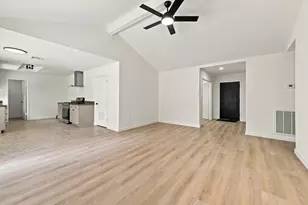 8339 Carvel Ln, Houston, TX 77036 - Photo 2