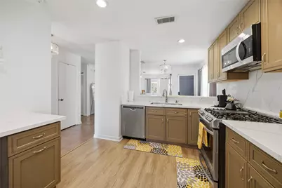1715 Brewster Street, Houston, TX 77020 - Photo 8