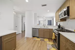 1715 Brewster St, Houston, TX 77020 - Photo 8