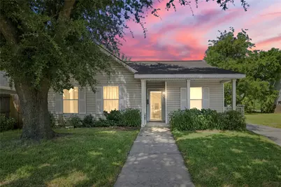1715 Brewster Street, Houston, TX 77020 - Photo 2