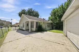 1715 Brewster St, Houston, TX 77020 - Photo 34