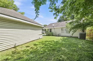 1715 Brewster St, Houston, TX 77020 - Photo 36