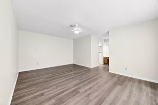 11103 Bellerive Dr, Houston, TX 77072 - Photo 18