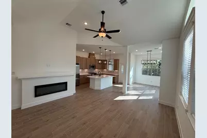 26277 E Outrider Banks Circle, Montgomery, TX 77316 - Photo 4