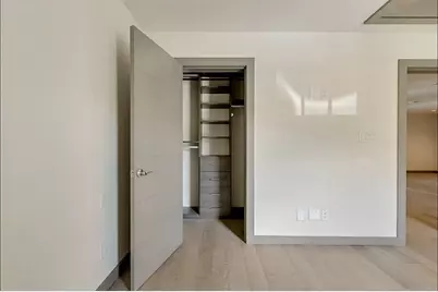 1410 Hyde Park Boulevard #212, Houston, TX 77006 - Photo 30