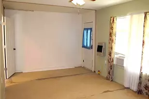 302 Southern Oaks Dr, Lyons, TX 77879 - Photo 10