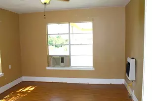 302 Southern Oaks Dr, Lyons, TX 77879 - Photo 12