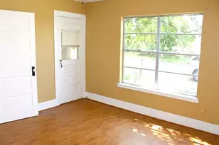 302 Southern Oaks Dr, Lyons, TX 77879 - Photo 8