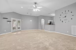 78 Dawns Edge Dr, Conroe, TX 77356 - Photo 2