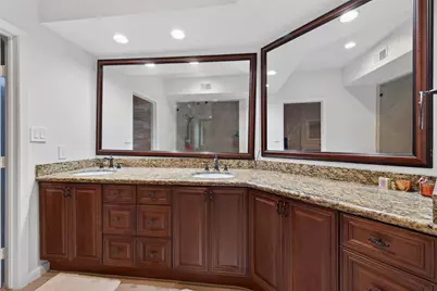 6000 Sugar Hill Drive #17, Houston, TX 77057 - Photo 20