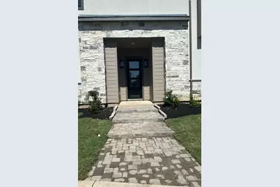 3218 Royal Oaks Hollow Lane, Houston, TX 77082 - Photo 2