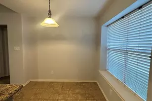 105 Harbor Ct Dr, Conroe, TX 77356 - Photo 12