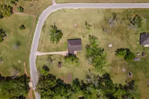 159 County Rd 611A, Angleton, TX 77515 - Photo 36